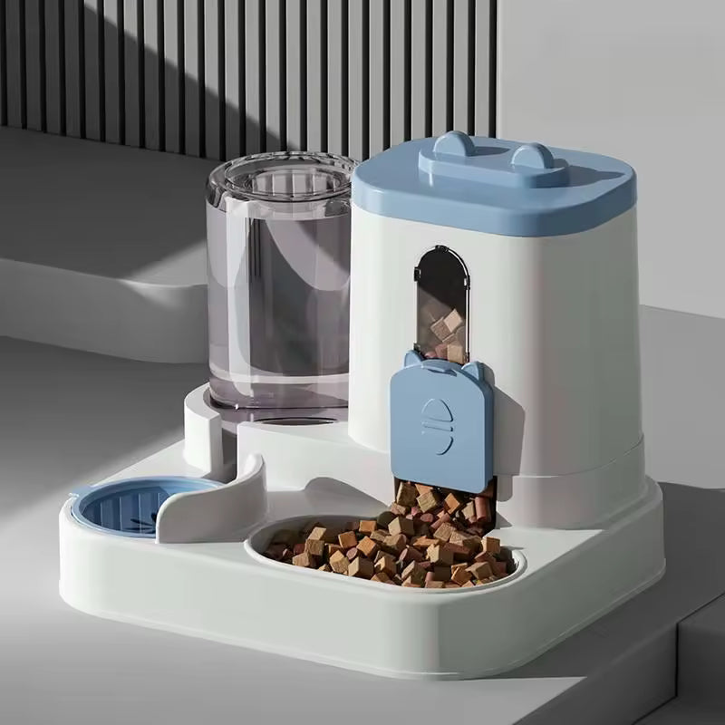 Distributeur automatique de nourriture pour chat