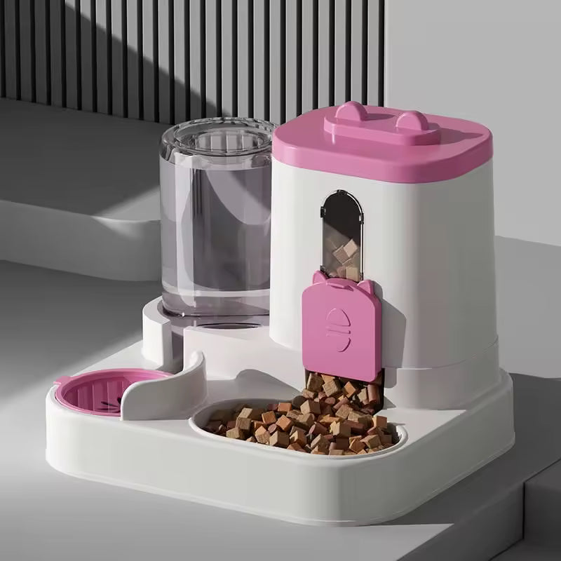 Distributeur automatique de nourriture pour chat